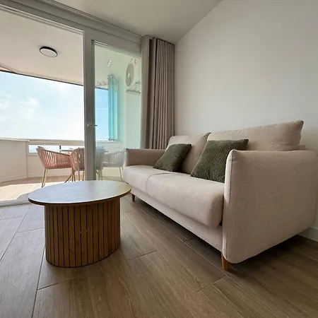 Atico 1 Con Vistas Frontales Al Mar By Sur 丰希罗拉